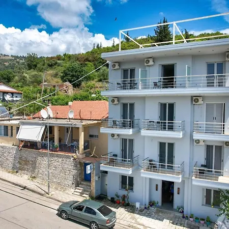 Nefelis Pensionat 3*