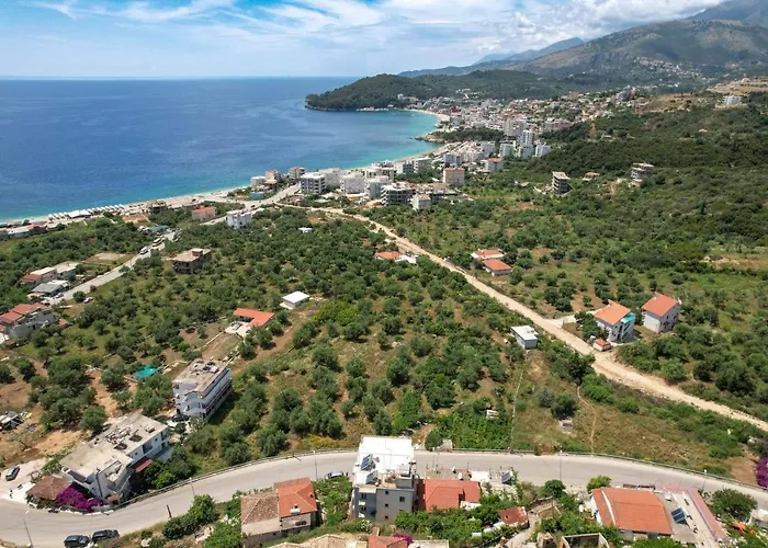 招待所 Nefelis 3*